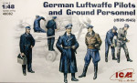 WWII German Luftwaffe Pilots and Ground Personnel