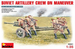 Soviet artillery crew on maneuver